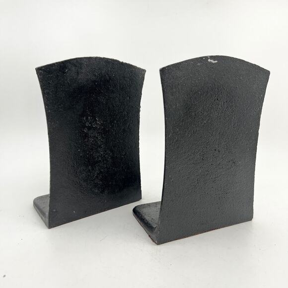 Vintage Cast Iron Key Design Book Ends - Picture 3 of 6